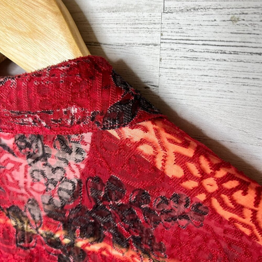 Chicos Blouse Womens SZ 1 / M Red, Black & White Floral Bamboo Print Linen Blend - Picture 12 of 15